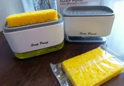 Дозатор для моющего средства нажимной с губкой Soap pump and sponge Бело-серый